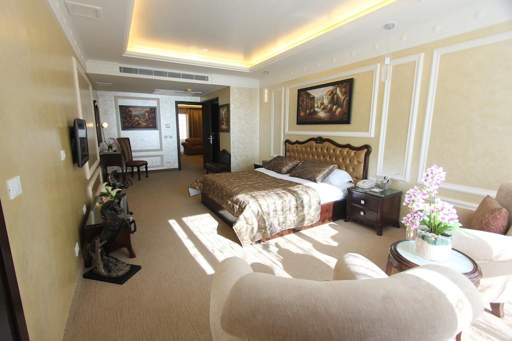 Hotel Elite & Beirut
