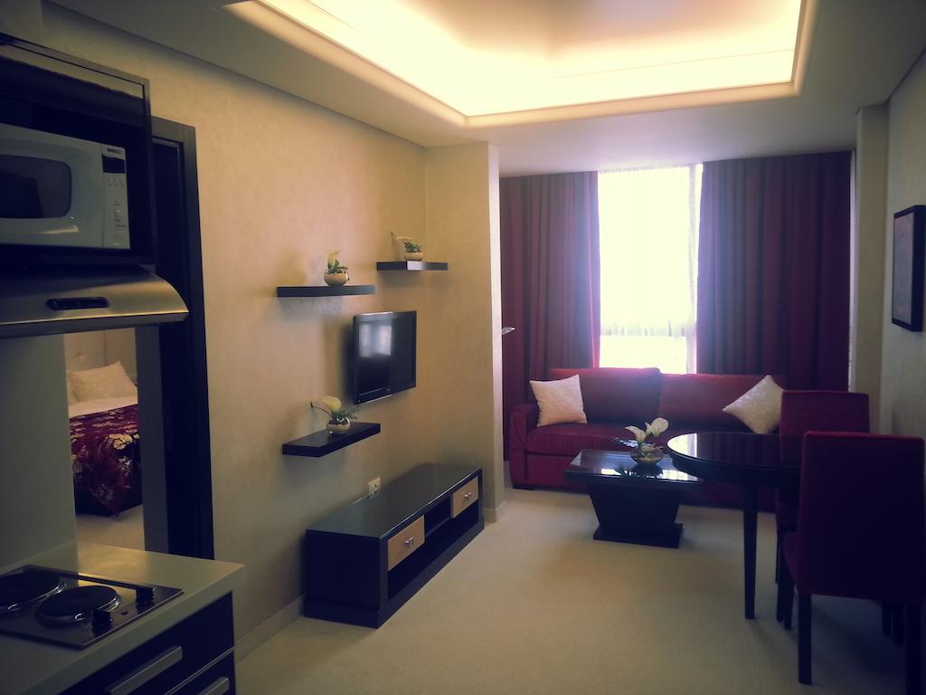 Hotel Elite & 4*