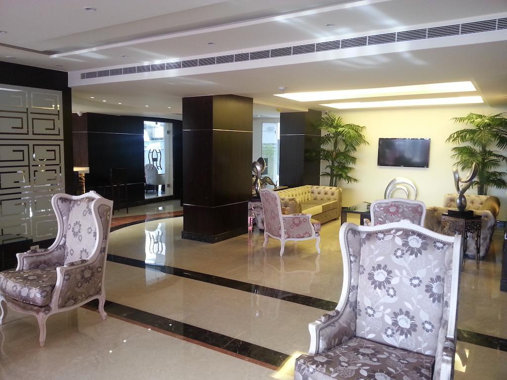 Hotel Elite & 4*