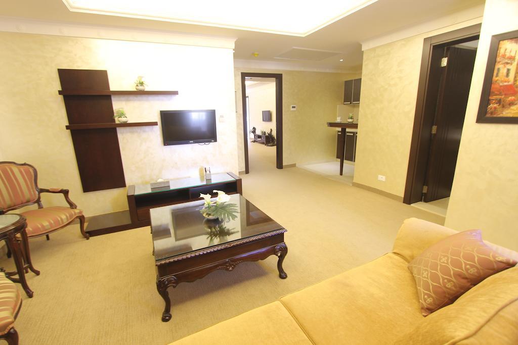Hotel Elite &