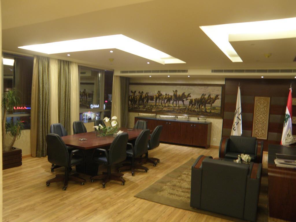 Hotel Elite & 4*